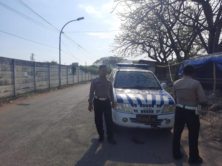 Polsek Kenjeran Laksanakan Patroli Antisipasi 3C di Jalan Tambak Wedi, Pastikan Situasi Aman Terkendali