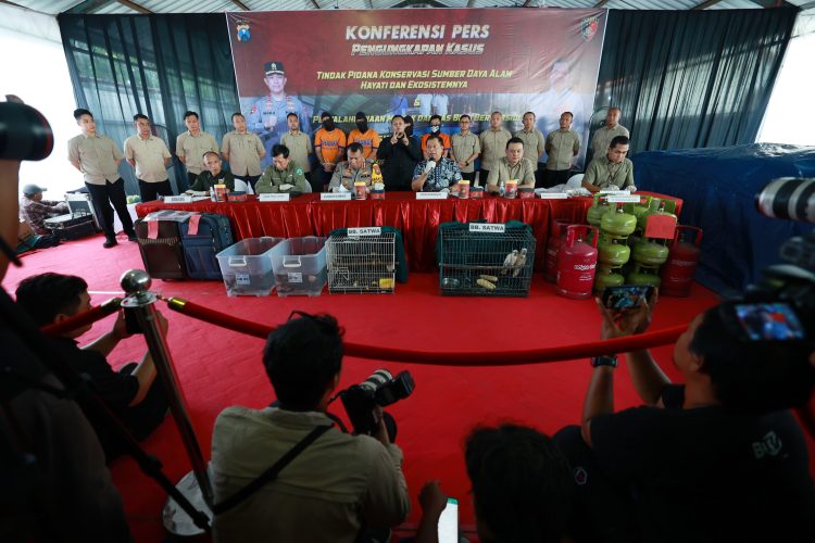 Polda Jatim Berhasil Amankan Sindikat Penyelundupan Satwa Lindung