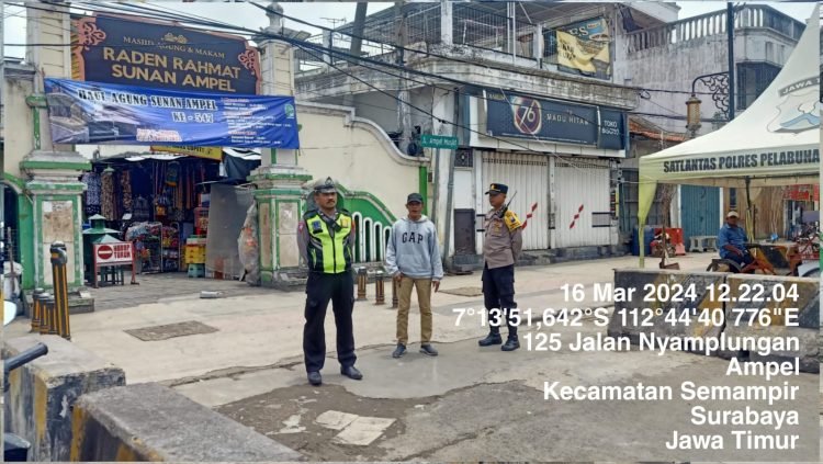 Polsek Semampir Tingkatkan Patroli Keamanan di Wisata Religi Ampel