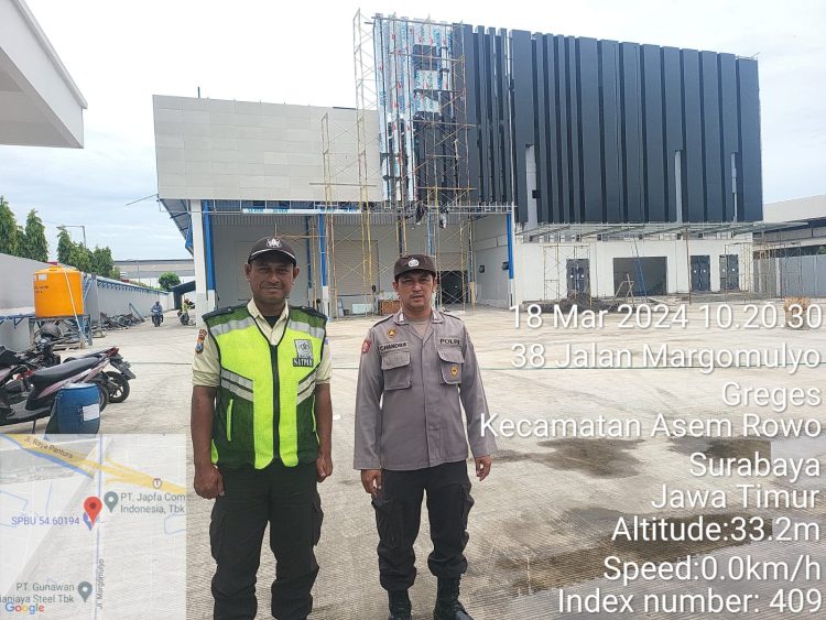 Polsek Asemrowo Tingkatkan Keamanan Industri dengan Patroli di PT Injaplas Raya