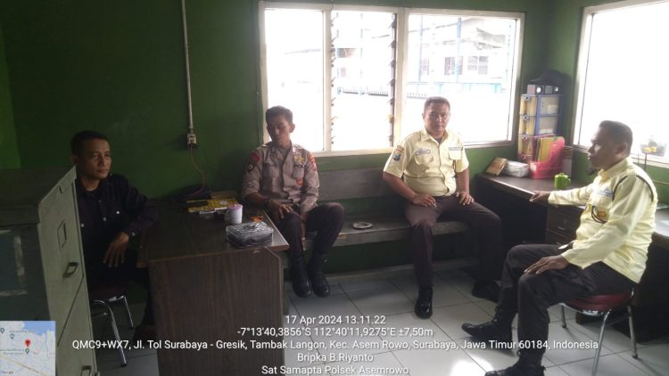 Polsek Asemrowo Tingkatkan Keamanan di Pergudangan Tambak Langon