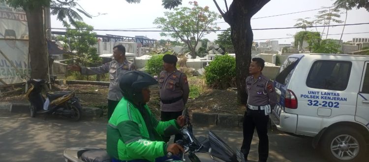 Polsek Kenjeran Laksanakan Patroli Pemantauan 3C di Seputaran Jalan M. Noer, Situasi Aman dan Terkendali