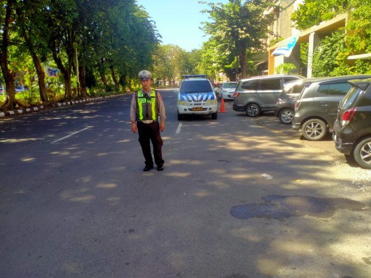 Patroli Kewilayahan oleh Polsek Pabean Cantikan Antisipasi 3 Cepu dan Lalu Lintas