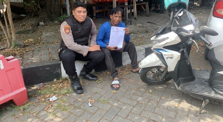 Unit SPKT Polres Pelabuhan Tanjung Perak Laksanakan Program Unggulan Door to Door di Wilayah Hukum