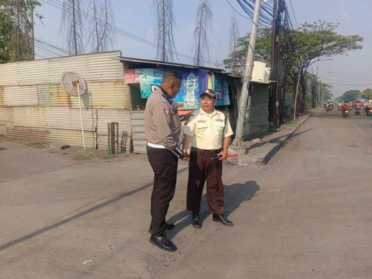 Satlantas Polres Pelabuhan Tanjung Perak Gelar Sosialisasi Tatap Muka untuk Edukasi Tertib Berlalu Lintas