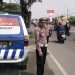 Pemantauan Arus Lalu Lintas oleh Polsek Krembangan di Jalan Kalianak Berjalan Lancar