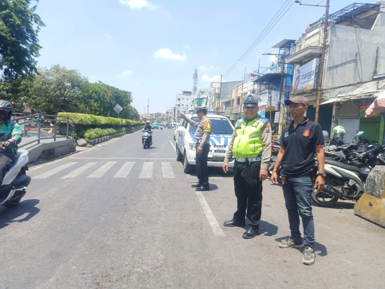 Patroli Harkamtibmas Polsek Semampir Antisipasi Kerawanan di Sekitar Terminal Religi Ampel