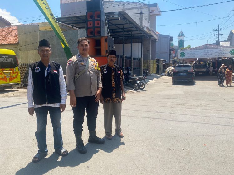 Pemantauan Kegiatan Haul di Jalan Wonokusumo Lor Berjalan Aman dan Kondusif