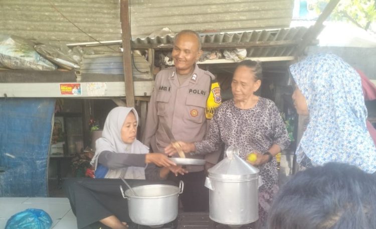 Bhabinkamtibmas Kelurahan Tanjung Perak Laksanakan Sambang Pok Tani Petekan 8 dalam Program Ketahanan Pangan