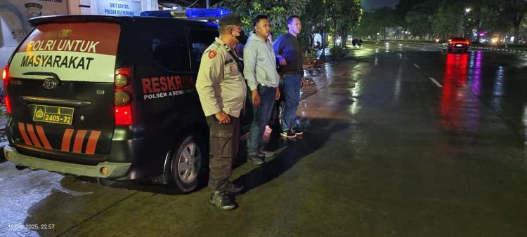 Polsek Asemrowo Laksanakan Patroli Gabungan Piket Fungsi Antisipasi 3C di Pos Lantas Dupak Rukun