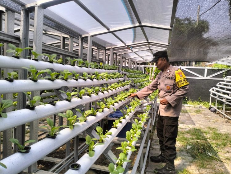Polsek Kenjeran Laksanakan Patroli Harkamtibmas di Sekitar Jembatan Suramadu untuk Ciptakan Rasa Aman Masyarakat