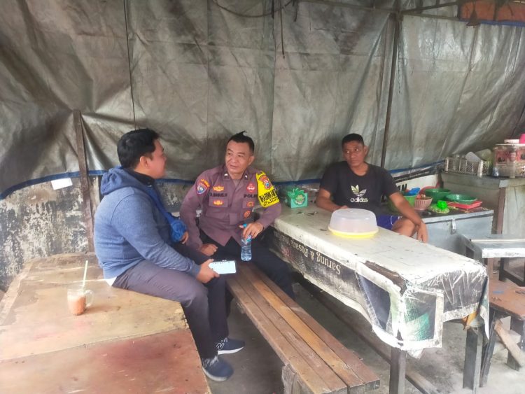 Bhabinkamtibmas Bongkaran Himbau Warga Tingkatkan Kepedulian terhadap Sitkamtibmas