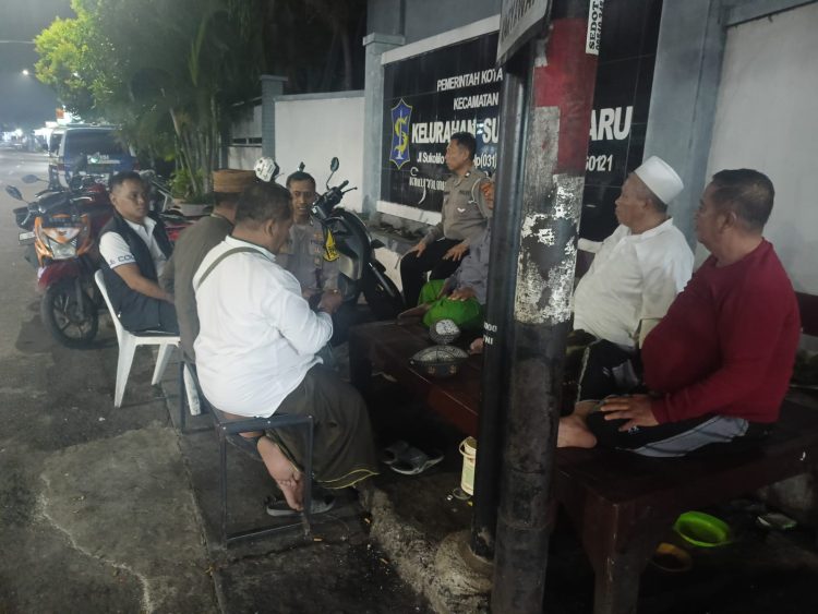 Polsek Kenjeran Laksanakan Patroli Dialogis Bersama Warga Sukolilo Baru Antisipasi Kerawanan 3C