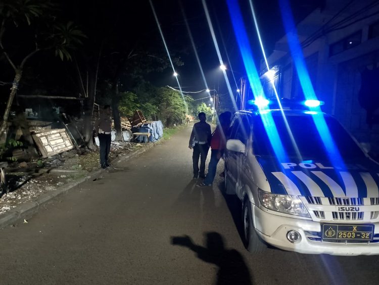 Polsek Kenjeran Gelar Patroli Blue Light Antisipasi 3C, Balap Liar, dan Tawuran di Wilayah Hukum Kenjeran
