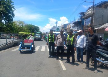 Polsek Semampir Laksanakan Patroli Harkamtibmas di Kawasan Wisata Religi Sunan Ampel